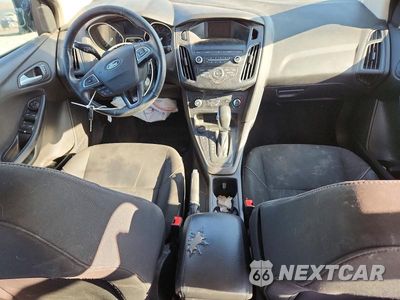 Zdjęcie 8 z 12 samochodu: 2018 FORD FOCUS SE VIN:1FADP3K24JL331179 - miniatura