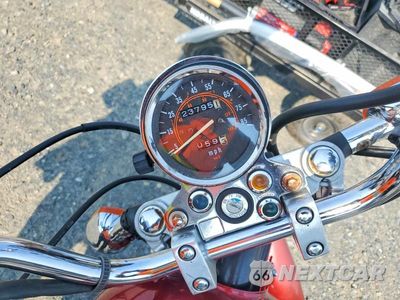 Zdjęcie 7 z 8 samochodu: 2002 HONDA CMX250 C VIN:JH2MC130X2K802337 - miniatura