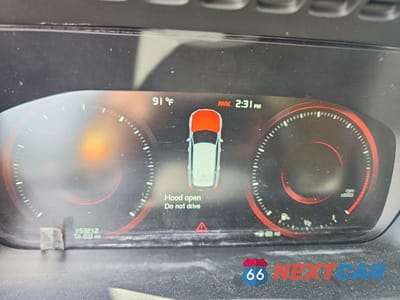 Zdjęcie 9 z 13 samochodu: 2016 VOLVO XC90 T6 VIN:YV4A22PLXG1001006 - miniatura