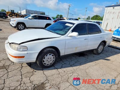 1992 TOYOTA CAMRY LE 4T1SK12E4NU066998 - główne zdjęcie licytacji z USA - miniatura