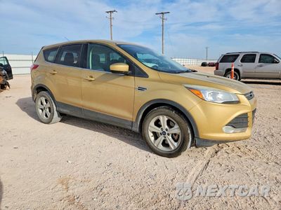 Czwarte zdjęcie samochodu z boku: 2015 FORD ESCAPE SE VIN:1FMCU0G97FUB20543 - miniatura