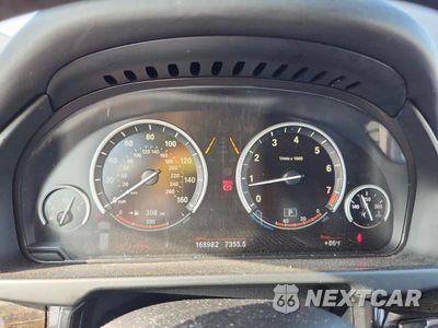 Zdjęcie 9 z 13 samochodu: 2015 BMW X5 XDRIVE50I VIN:5UXKR6C54F0J77733 - miniatura