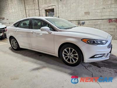 Czwarte zdjęcie samochodu z boku: 2017 FORD FUSION SE VIN:3FA6P0HD6HR347587 - miniatura