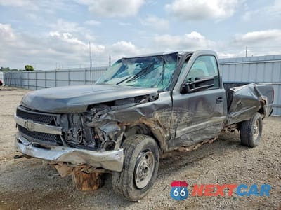 2001 CHEVROLET SILVERADO C2500 HEAVY DUTY 1GCHC24U01E248675 - główne zdjęcie licytacji z USA - miniatura