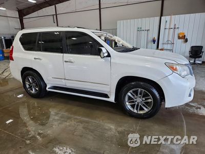 Czwarte zdjęcie samochodu z boku: 2012 LEXUS GX 460 PREMIUM VIN:JTJJM7FX2C5046861 - miniatura