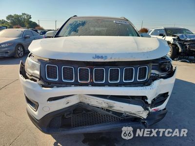 Piąte zdjęcie samochodu w środku: 2018 JEEP COMPASS LATITUDE VIN:3C4NJCBB0JT287217 - miniatura