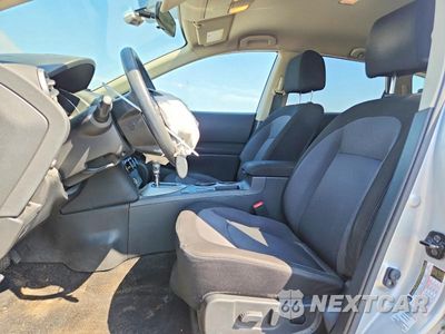 Zdjęcie 7 z 13 samochodu: 2013 NISSAN ROGUE S VIN:JN8AS5MV5DW650659 - miniatura
