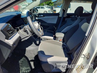 Zdjęcie 7 z 13 samochodu: 2024 VOLKSWAGEN TAOS VIN:3VV5X7B2XRM084364 - miniatura