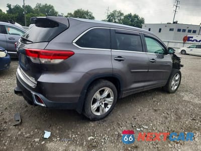 Trzecie zdjęcie samochodu z tyłu: 2019 TOYOTA HIGHLANDER LIMITED VIN:5TDDZRFHXKS986775 - miniatura