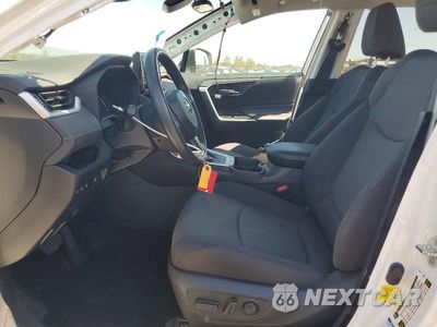 Zdjęcie 7 z 14 samochodu: 2021 TOYOTA RAV4 HYBRID XLE VIN:4T3R6RFV3MU027076 - miniatura
