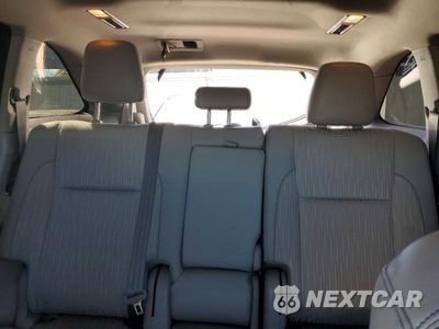 Zdjęcie 10 z 14 samochodu: 2017 TOYOTA HIGHLANDER LE VIN:5TDZZRFH5HS230804 - miniatura