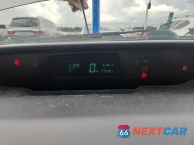 Zdjęcie 9 z 12 samochodu: 2009 TOYOTA PRIUS TOURING VIN:JTDKB20U997883098 - miniatura