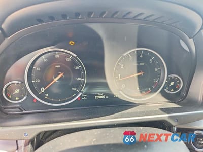 Zdjęcie 9 z 13 samochodu: 2015 BMW X6 XDRIVE50I VIN:5UXKU6C54F0F94206 - miniatura
