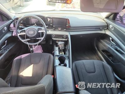 Zdjęcie 8 z 12 samochodu: 2022 HYUNDAI ELANTRA SEL VIN:KMHLS4AG9NU336235 - miniatura