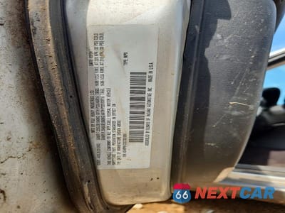 Zdjęcie 13 z 13 samochodu: 2005 SUBARU LEGACY OUTBACK 2.5I VIN:4S4BP61CX57301899 - miniatura