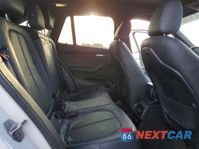 Zdjęcie 11 z 13 samochodu: 2018 BMW X1 XDRIVE28I VIN:WBXHT3C34J5F90974 - miniatura