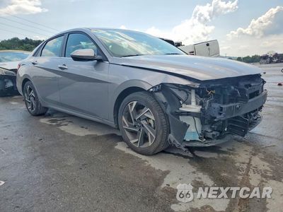 Czwarte zdjęcie samochodu z boku: 2025 HYUNDAI ELANTRA LIMITED VIN:KMHLP4DG1SU030932 - miniatura