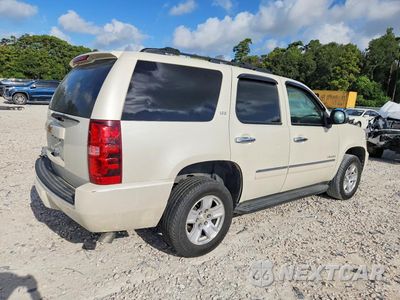 Trzecie zdjęcie samochodu z tyłu: 2014 CHEVROLET TAHOE C1500 LTZ VIN:1GNSCCE02ER232832 - miniatura