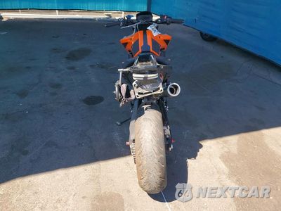 Czwarte zdjęcie samochodu z boku: 2020 KTM 790 DUKE VIN:VBKTU6404LM775444 - miniatura