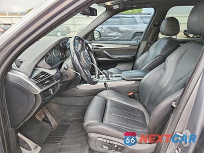 Zdjęcie 7 z 14 samochodu: 2014 BMW X5 XDRIVE35I VIN:5UXKR0C54E0K52037 - miniatura
