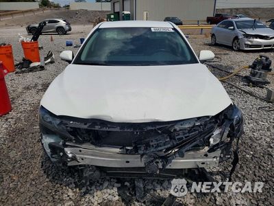 Piąte zdjęcie samochodu w środku: 2022 TOYOTA CAMRY SE VIN:4T1G11AK8NU697642 - miniatura