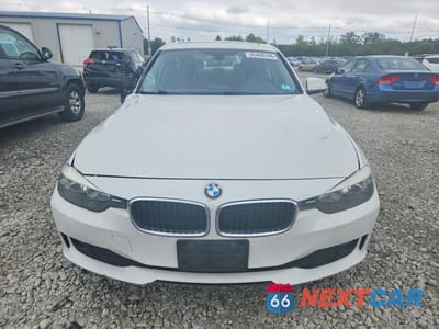 Piąte zdjęcie samochodu w środku: 2014 BMW 3ER I XDRIVE VIN:WBA3C3C51EP661318 - miniatura