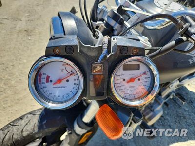 Zdjęcie 7 z 9 samochodu: 2004 HONDA CB600 F VIN:ZDCPC36164F000183 - miniatura