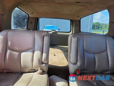 Zdjęcie 10 z 13 samochodu: 2003 GMC YUKON XL C1500 VIN:1GKEC16Z73R219311 - miniatura