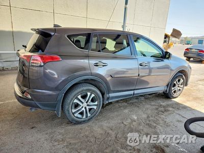 Trzecie zdjęcie samochodu z tyłu: 2018 TOYOTA RAV4 LE VIN:JTMZFREV5JJ752755 - miniatura