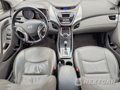Zdjęcie 8 z 12 samochodu: 2013 HYUNDAI ELANTRA LIMITED VIN:5NPDH4AE0DH412553 - miniatura