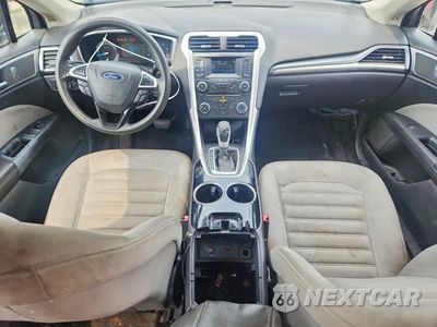 Zdjęcie 8 z 12 samochodu: 2014 FORD FUSION S VIN:3FA6P0G73ER134541 - miniatura