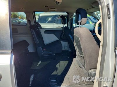 Zdjęcie 11 z 13 samochodu: 2011 DODGE GRAND CARAVAN EXPRESS VIN:2D4RN4DGXBR601905 - miniatura