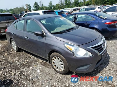 Czwarte zdjęcie samochodu z boku: 2015 NISSAN VERSA 1.6 SV VIN:3N1CN7AP4FL884025 - miniatura