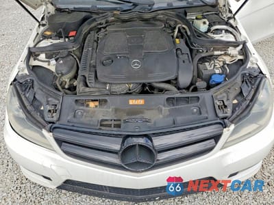 Zdjęcie 11 z 12 samochodu: 2014 MERCEDES-BENZ C 350 4MATIC VIN:WDDGJ8JB6EG280439 - miniatura