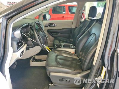 Zdjęcie 7 z 13 samochodu: 2020 CHRYSLER PACIFICA TOURING L PLUS VIN:2C4RC1EGXLR173142 - miniatura