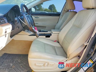 Zdjęcie 7 z 12 samochodu: 2013 LEXUS ES 350 VIN:JTHBK1GG7D2056375 - miniatura