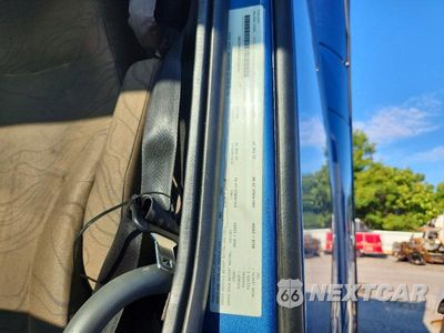 Zdjęcie 13 z 14 samochodu: 2016 VOLVO VNL SEMI TRUCK VIN:4V4NC9EG8GN942595 - miniatura