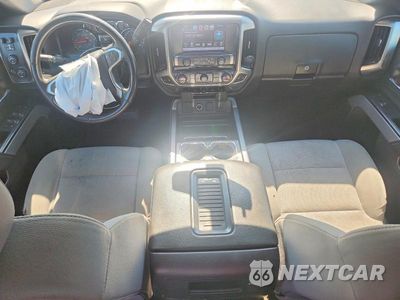Zdjęcie 8 z 12 samochodu: 2017 CHEVROLET SILVERADO K1500 LT VIN:3GCUKREC5HG312051 - miniatura