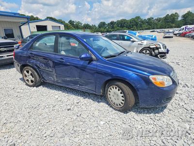 Czwarte zdjęcie samochodu z boku: 2008 KIA SPECTRA LX VIN:KNAFE121685540424 - miniatura