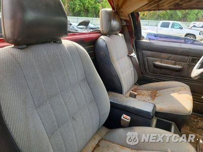 Zdjęcie 10 z 11 samochodu: 1989 NISSAN TRUCK BASE VIN:1N6ND11Y7KC349112 - miniatura