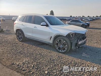Czwarte zdjęcie samochodu z boku: 2021 BMW X5 XDRIVE40I VIN:5UXCR6C04M9F53433 - miniatura