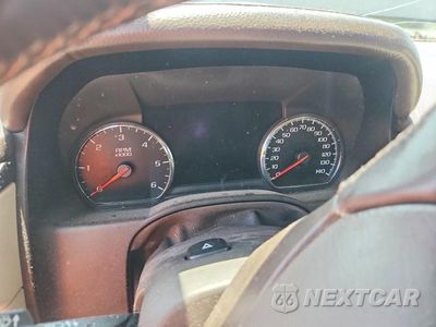 Zdjęcie 9 z 13 samochodu: 2015 GMC YUKON DENALI VIN:1GKS1CKJ7FR207104 - miniatura