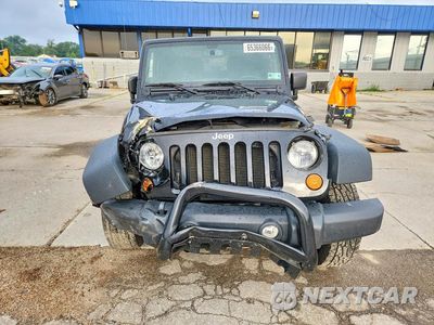 Piąte zdjęcie samochodu w środku: 2013 JEEP WRANGLER SPORT VIN:1C4AJWAG0DL653786 - miniatura