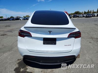 Zdjęcie 6 z 13 samochodu: 2023 TESLA MODEL Y VIN:7SAYGDEF9PF922011 - miniatura