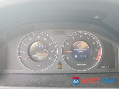 Zdjęcie 9 z 13 samochodu: 2010 VOLVO V70 3.2 VIN:YV1982BW6A1139343 - miniatura