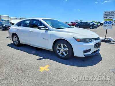 Czwarte zdjęcie samochodu z boku: 2017 CHEVROLET MALIBU LS VIN:1G1ZB5ST8HF167360 - miniatura