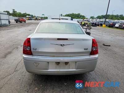 Zdjęcie 6 z 12 samochodu: 2008 CHRYSLER 300 LIMITED VIN:2C3KA33G08H152470 - miniatura