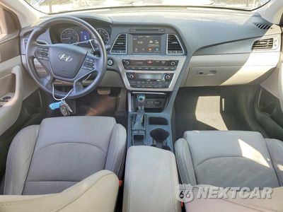 Zdjęcie 8 z 13 samochodu: 2016 HYUNDAI SONATA SPORT VIN:5NPE34AF7GH388753 - miniatura