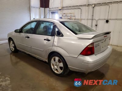 Drugie zdjęcie samochodu z przodu: 2005 FORD FOCUS ZX4 VIN:1FAFP34N45W295207 - miniatura