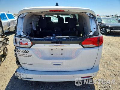 Zdjęcie 6 z 13 samochodu: 2021 CHRYSLER VOYAGER L VIN:2C4RC1AG0MR560211 - miniatura